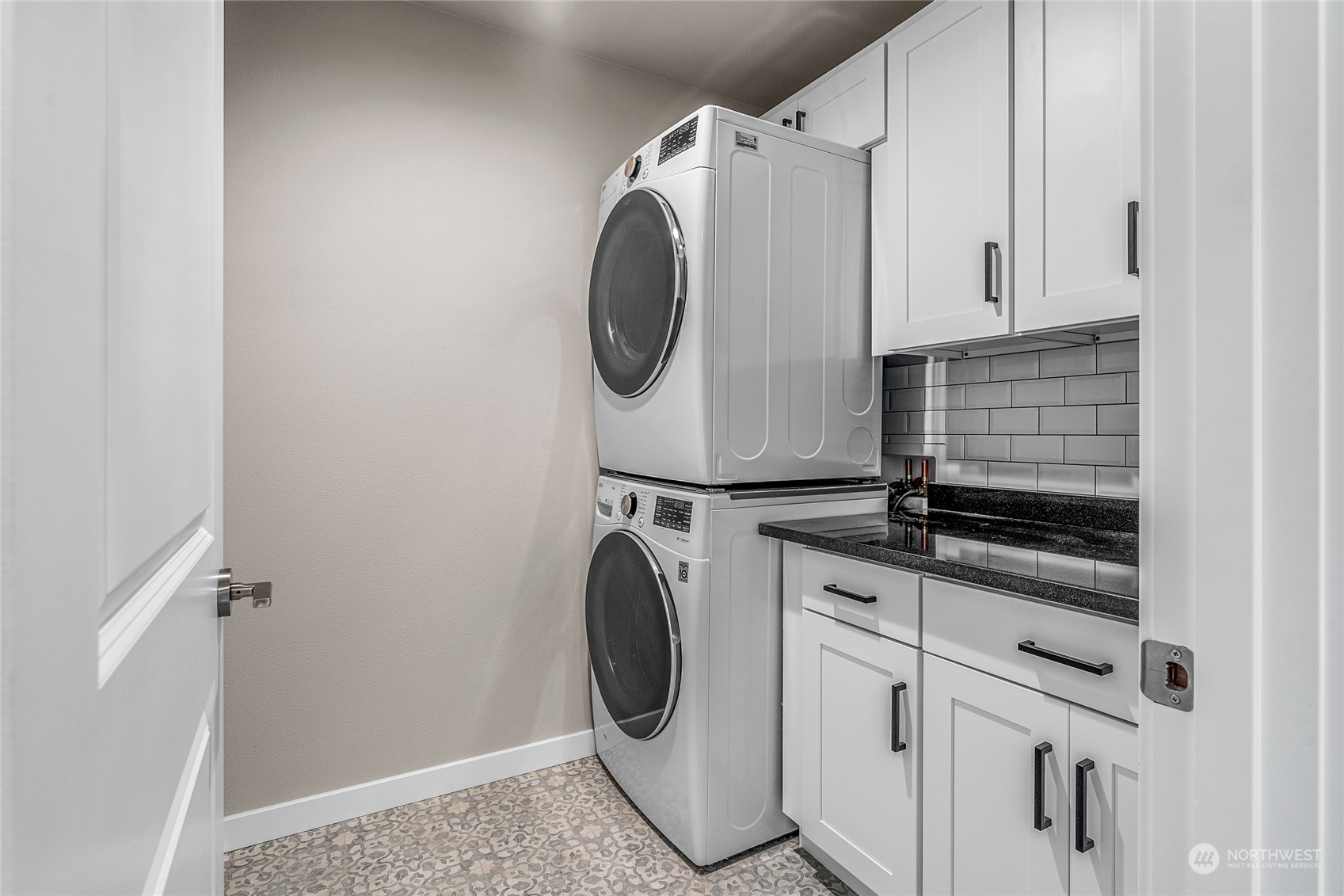 12718 35th Avenue SE Unit: J4