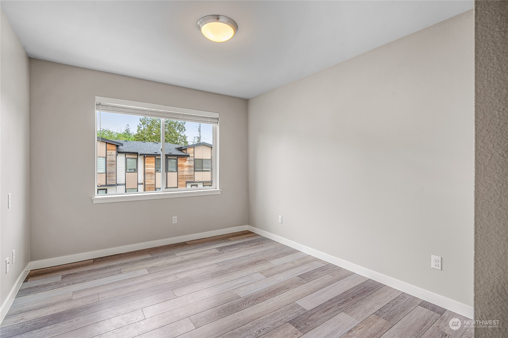 12718 35th Avenue SE Unit: J4