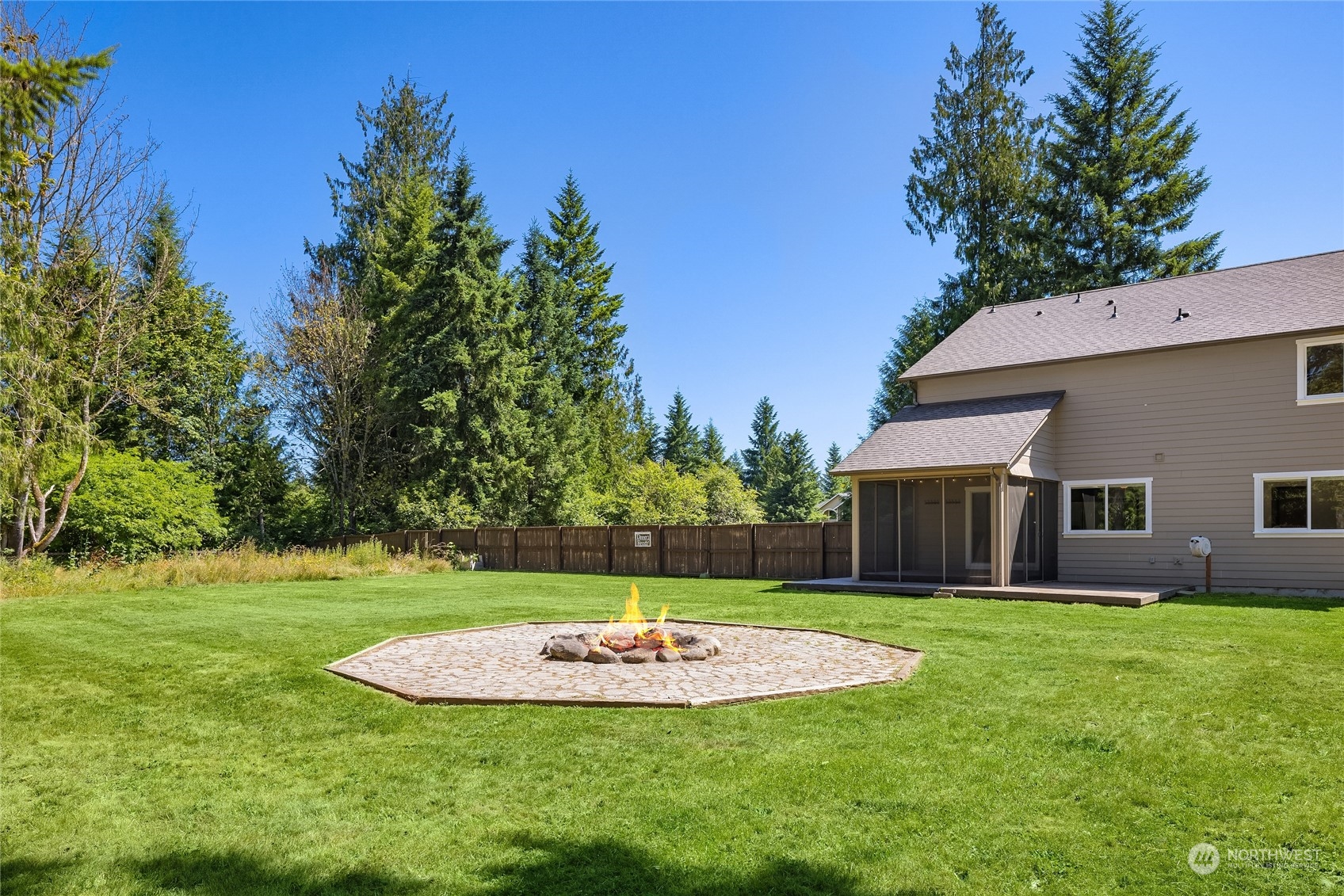 14809 Lindsay Loop SE