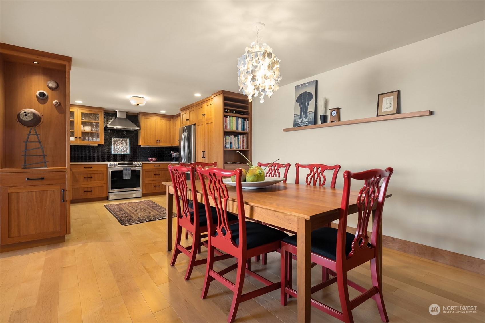 2565 Dexter Avenue N Unit: 302