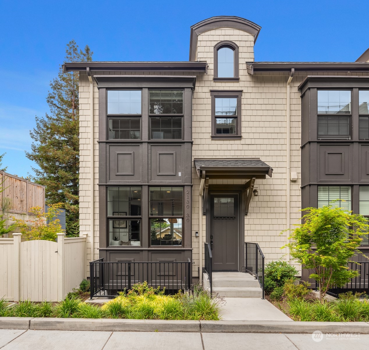 2130 10th Avenue W Unit: 30