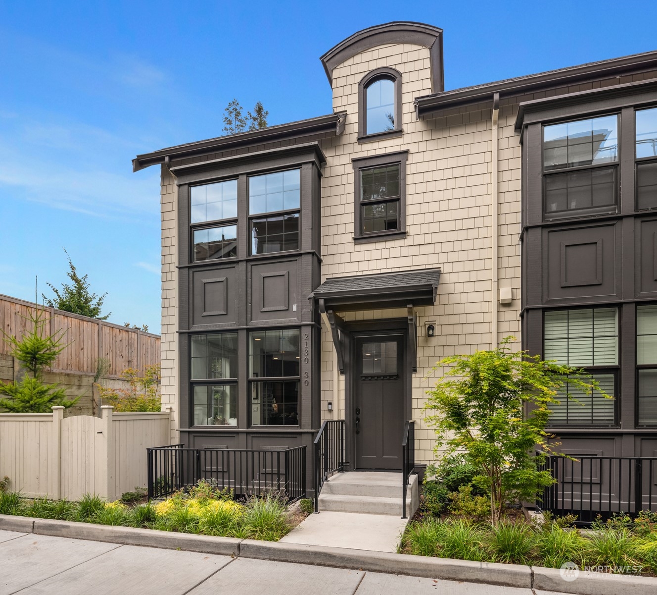 2130 10th Avenue W Unit: 30