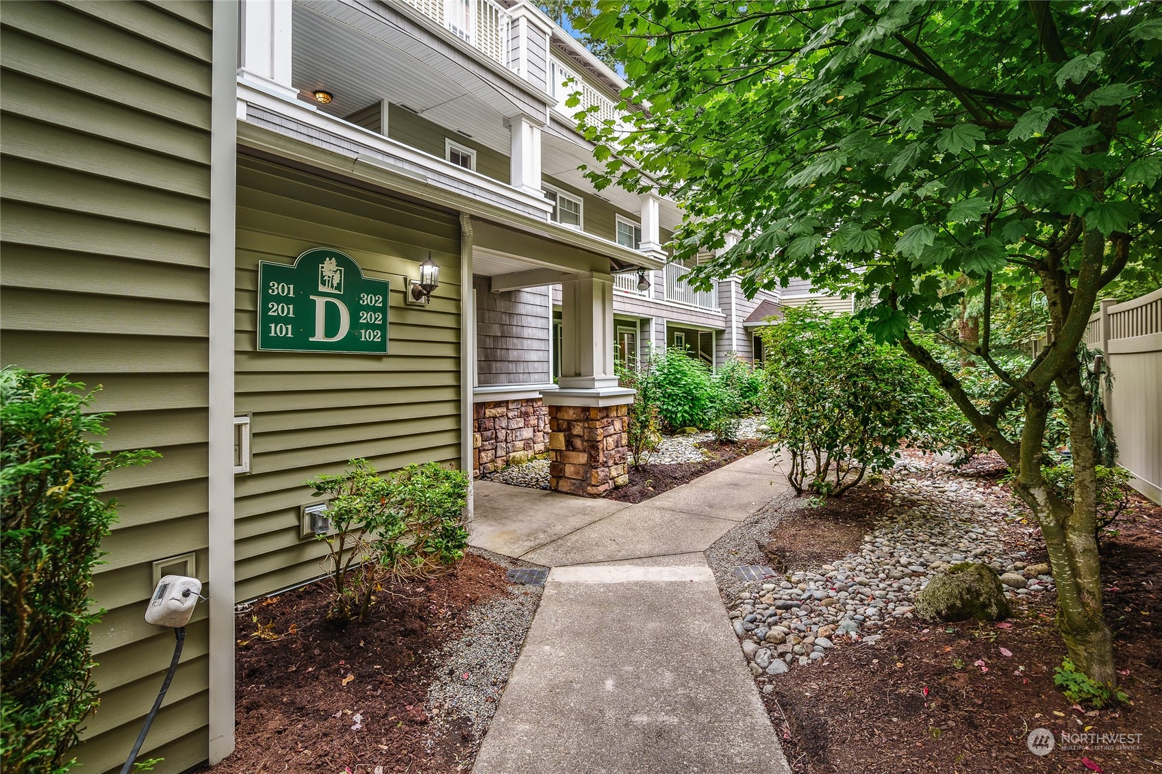 12712 Admiralty Way Unit: D301