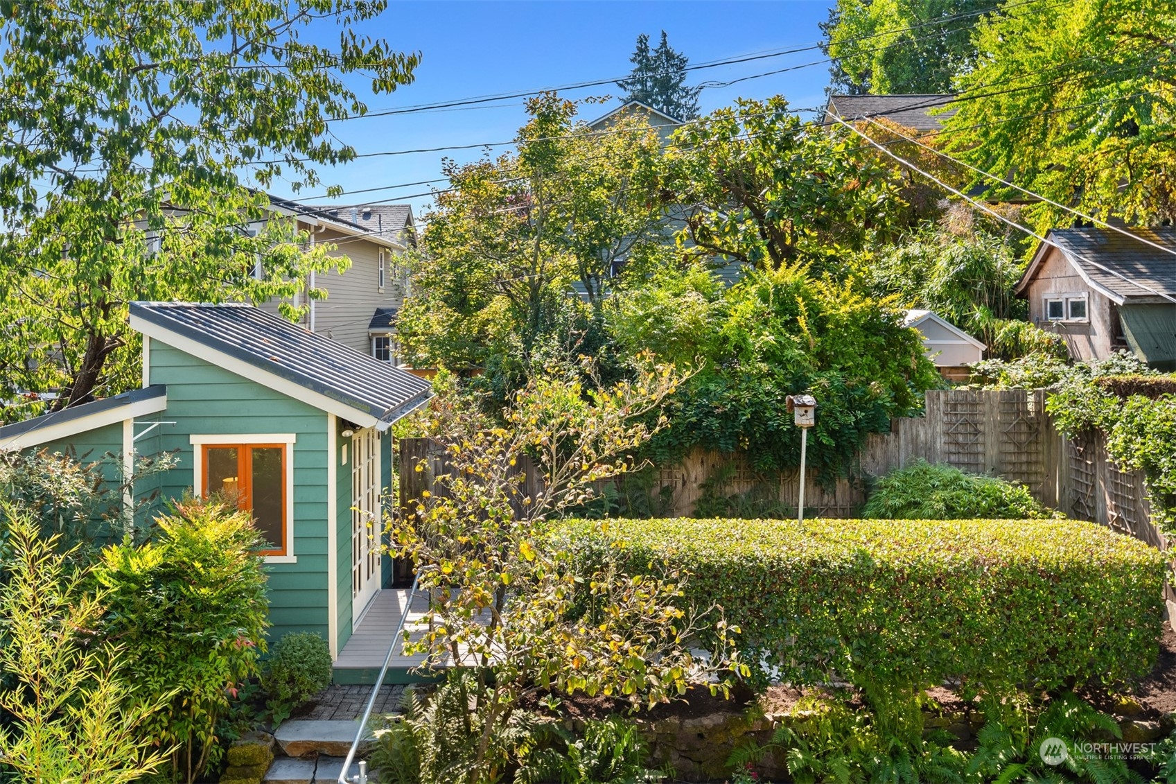 2643 E Aloha Street