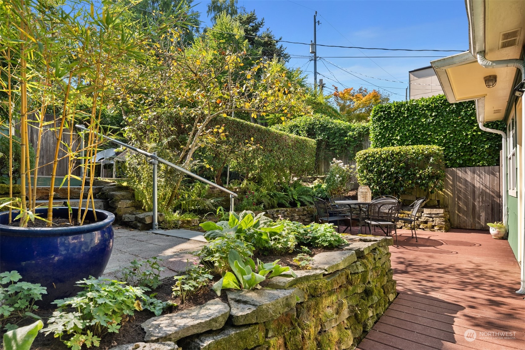2643 E Aloha Street