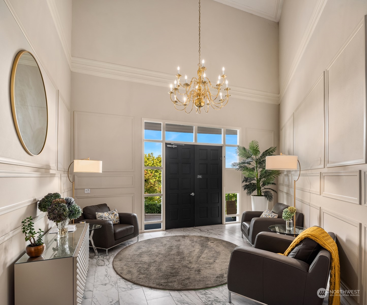 2565 Dexter Avenue N Unit: 204