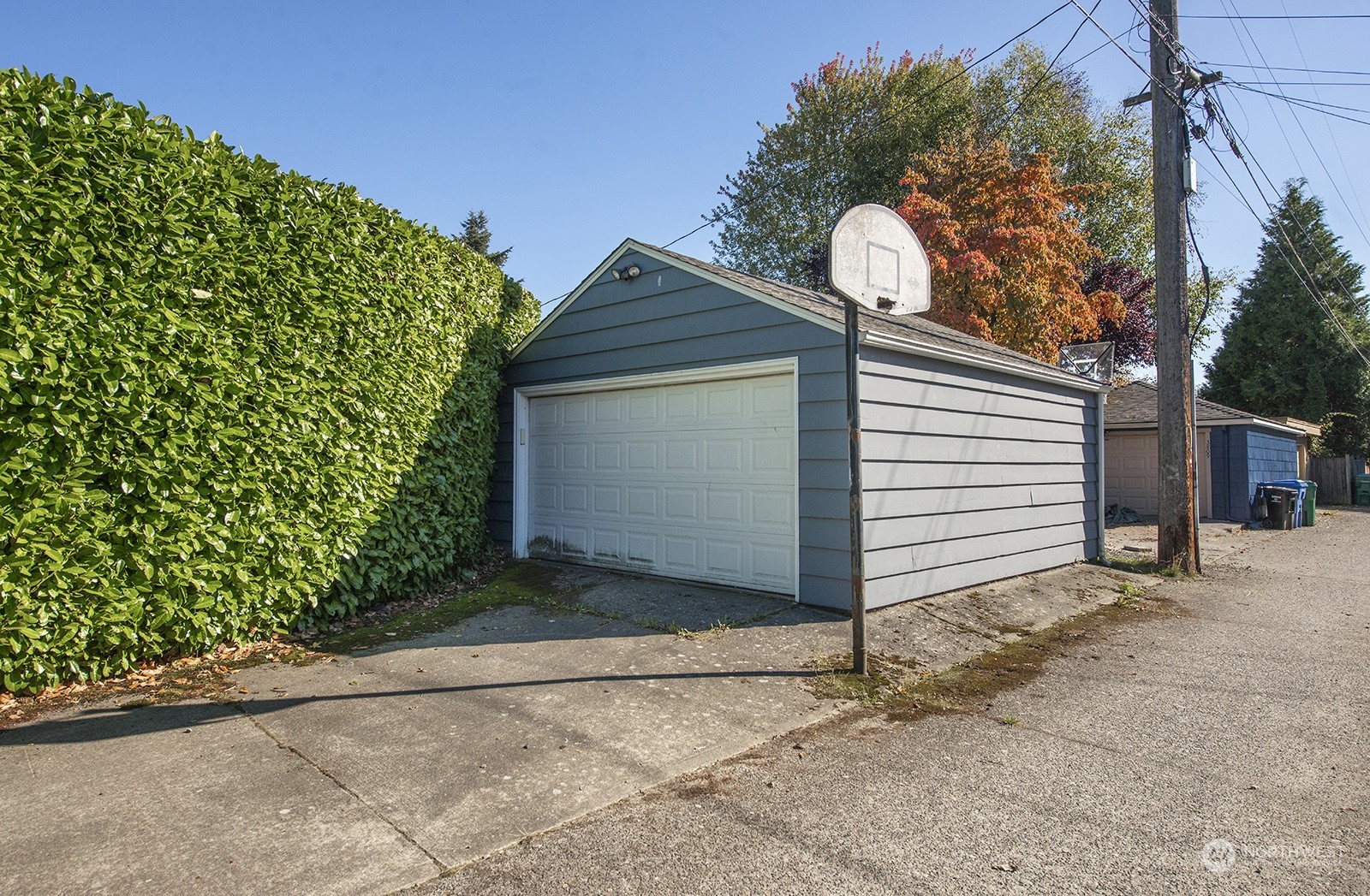 3803 44th Avenue SW