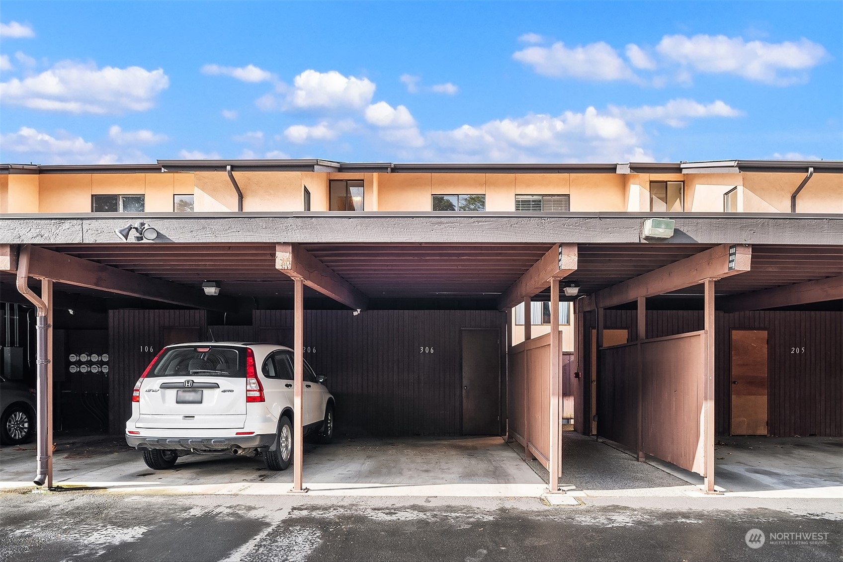 22700 28th Avenue S Unit: 306