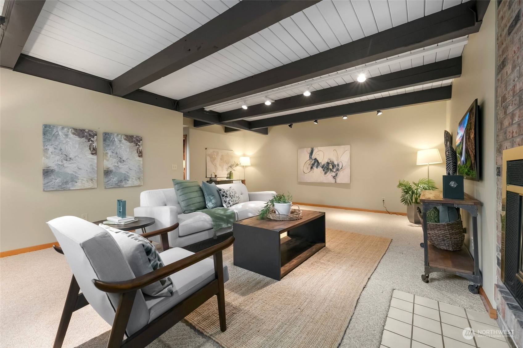 1548 NE 170th Street
