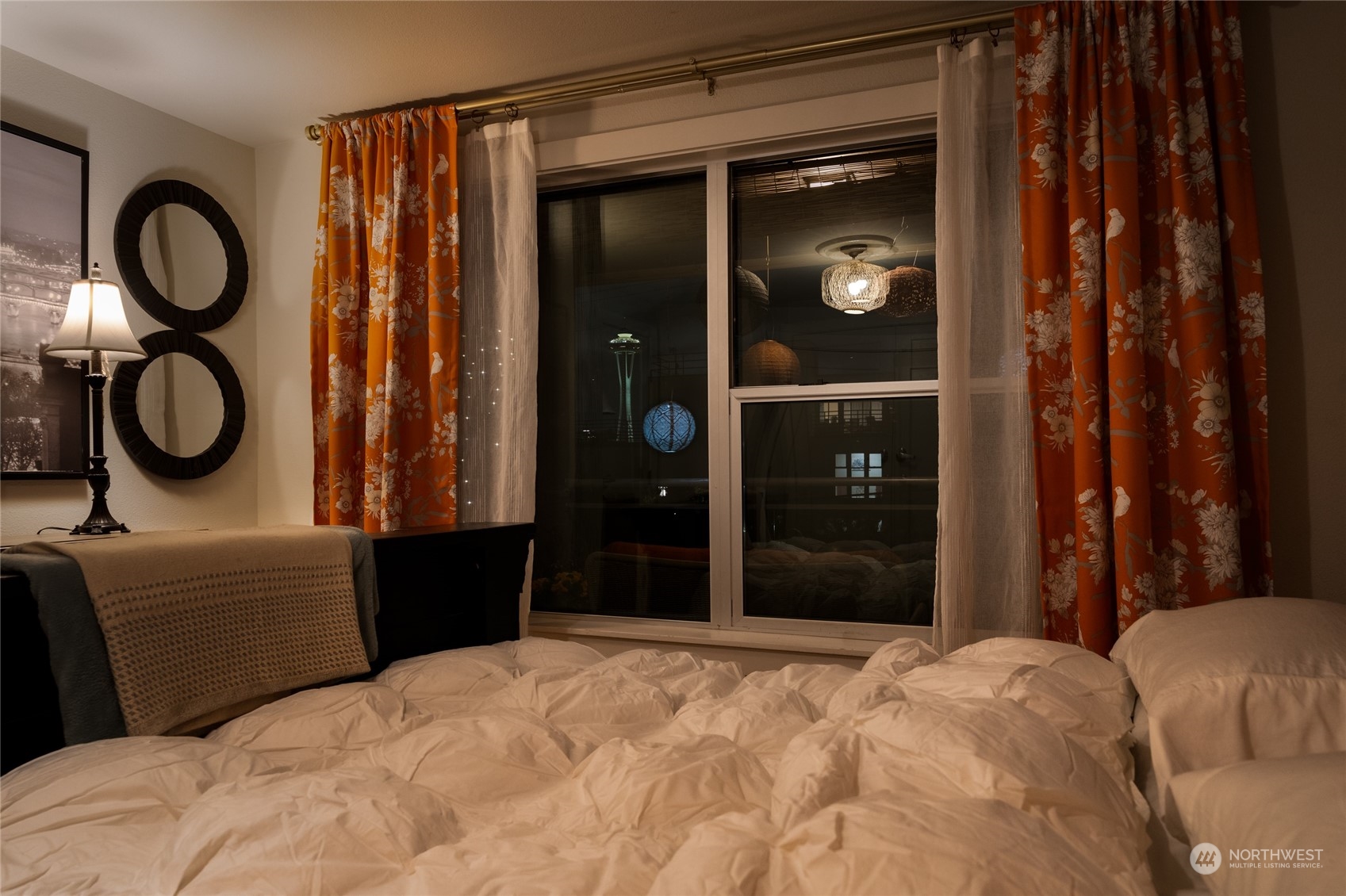 900 Warren Avenue N Unit: 104