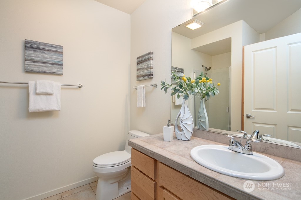 2901 NE Blakeley Street Unit: 320