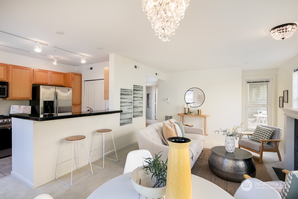 2901 NE Blakeley Street Unit: 320