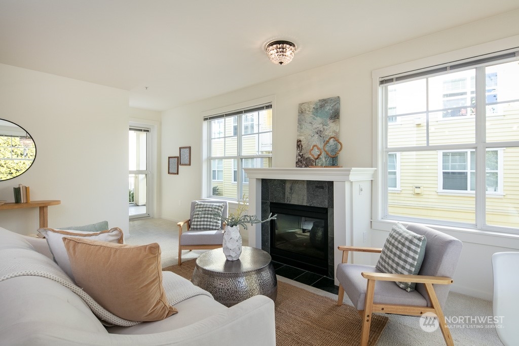 2901 NE Blakeley Street Unit: 320