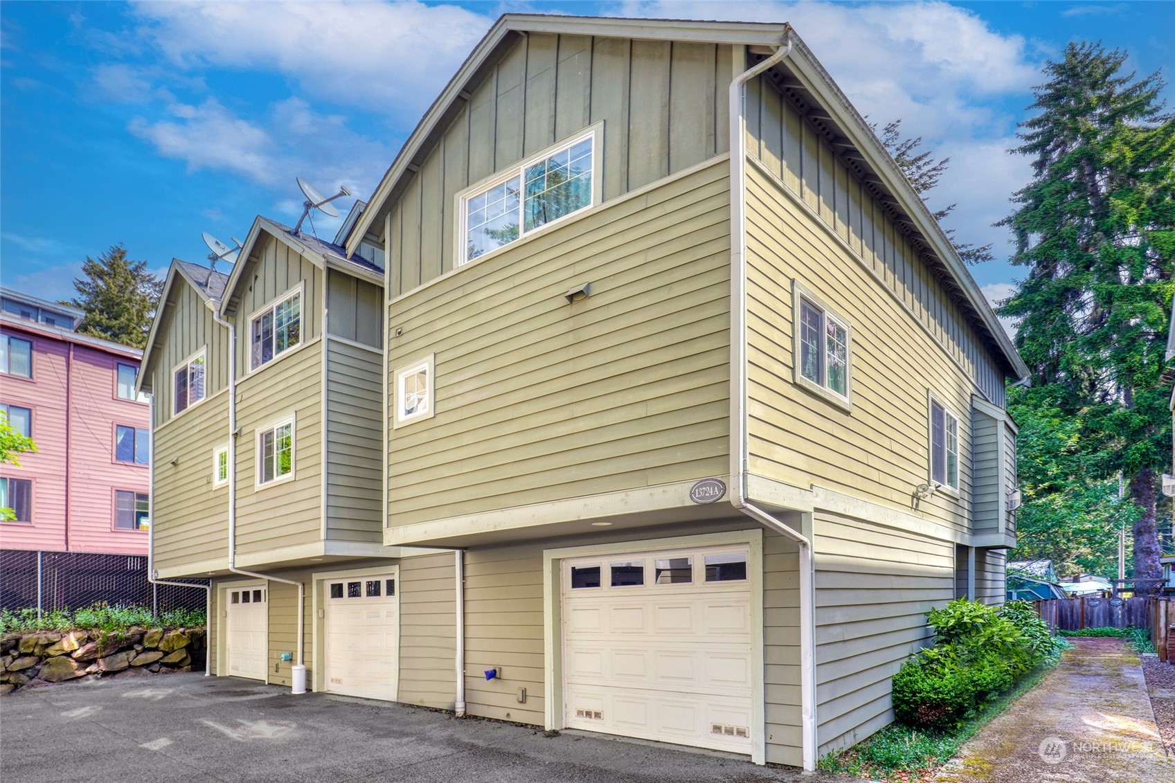 13724 Midvale Avenue N Unit: C