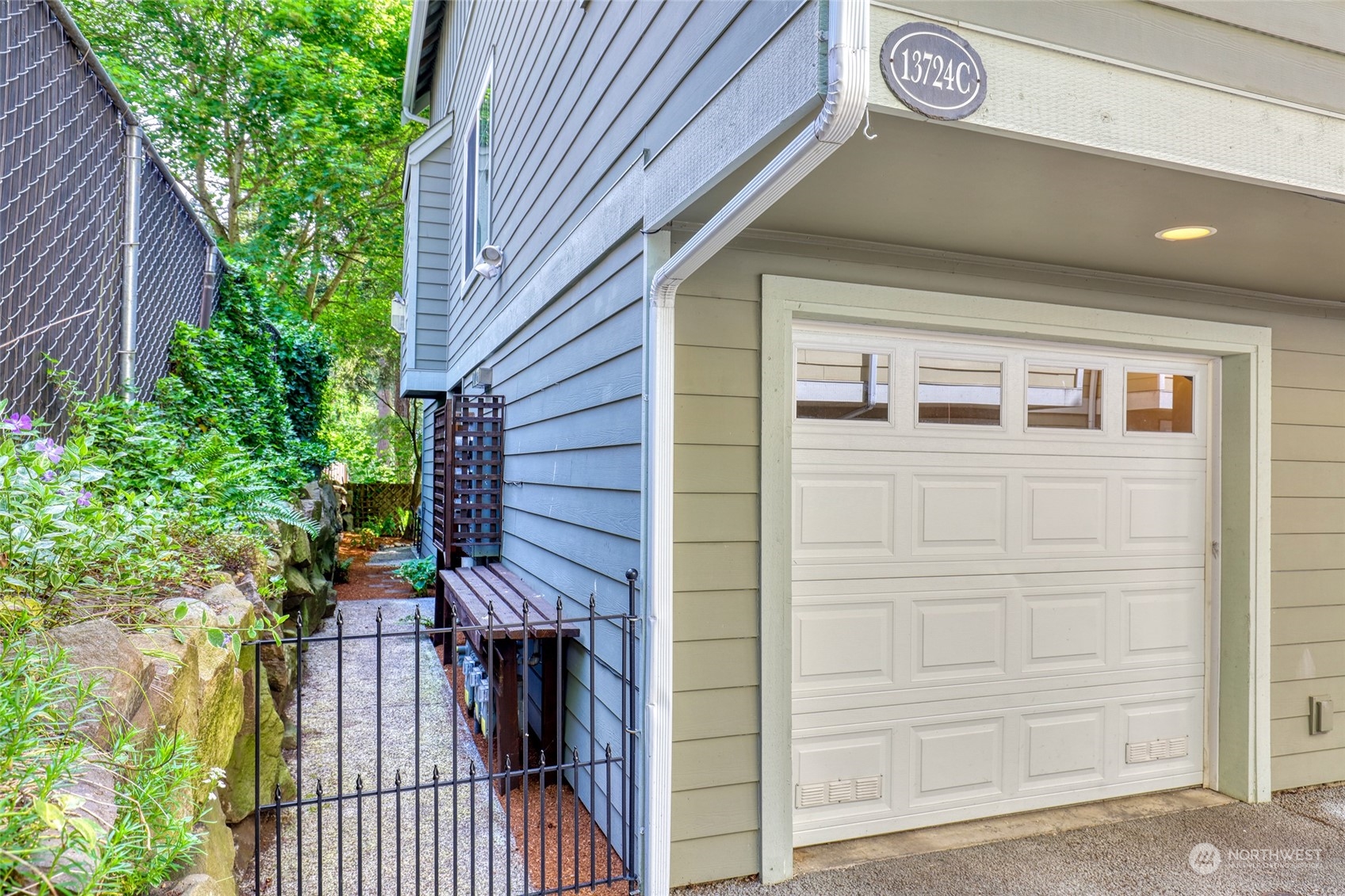 13724 Midvale Avenue N Unit: C