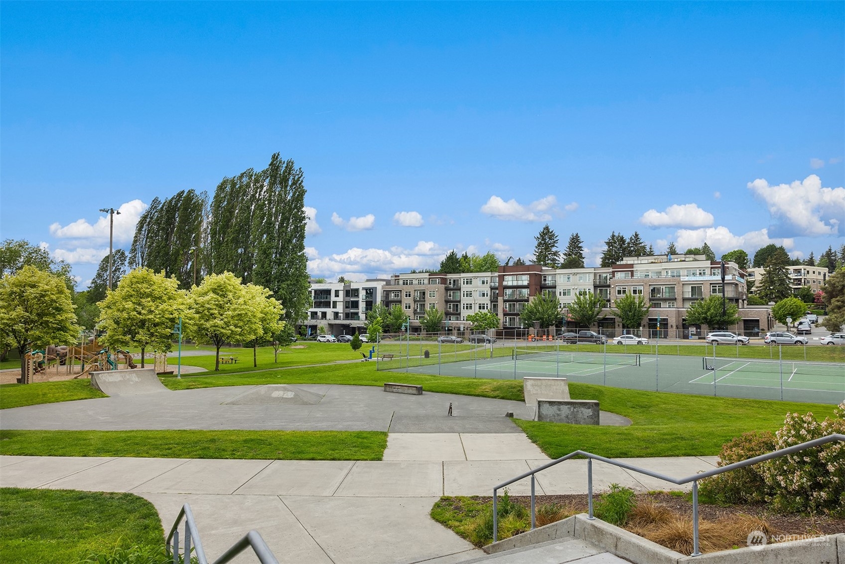 511 7th Avenue Unit: 405