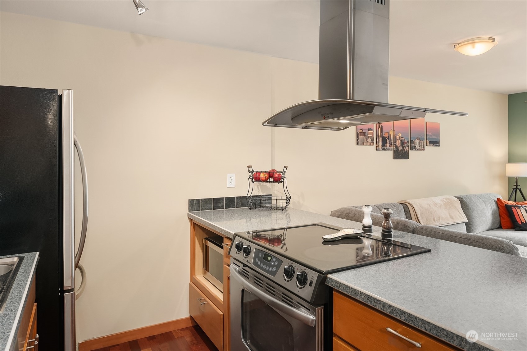 1730 Taylor Avenue N Unit: 305