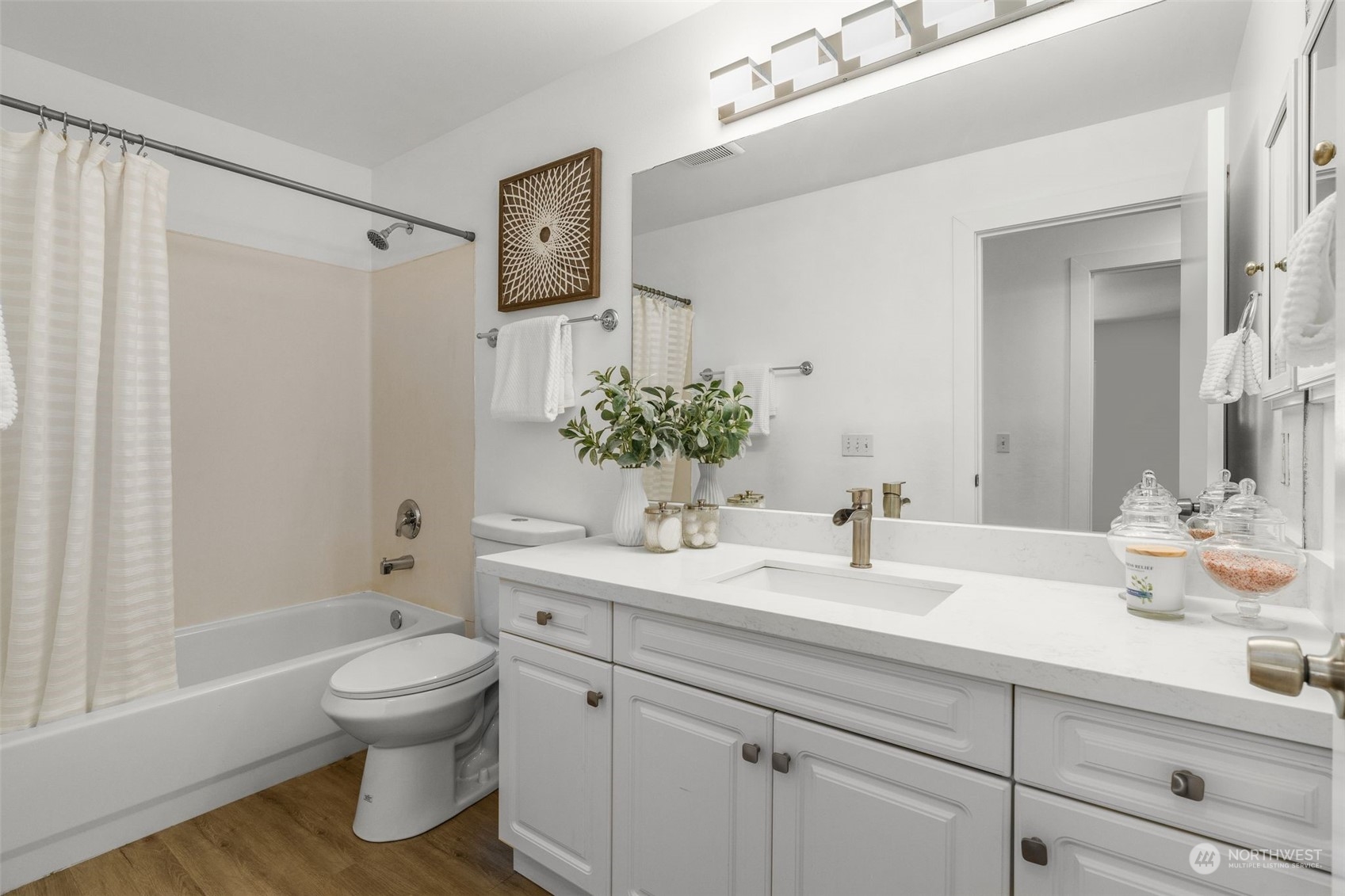 15150 140th Way SE Unit: M205