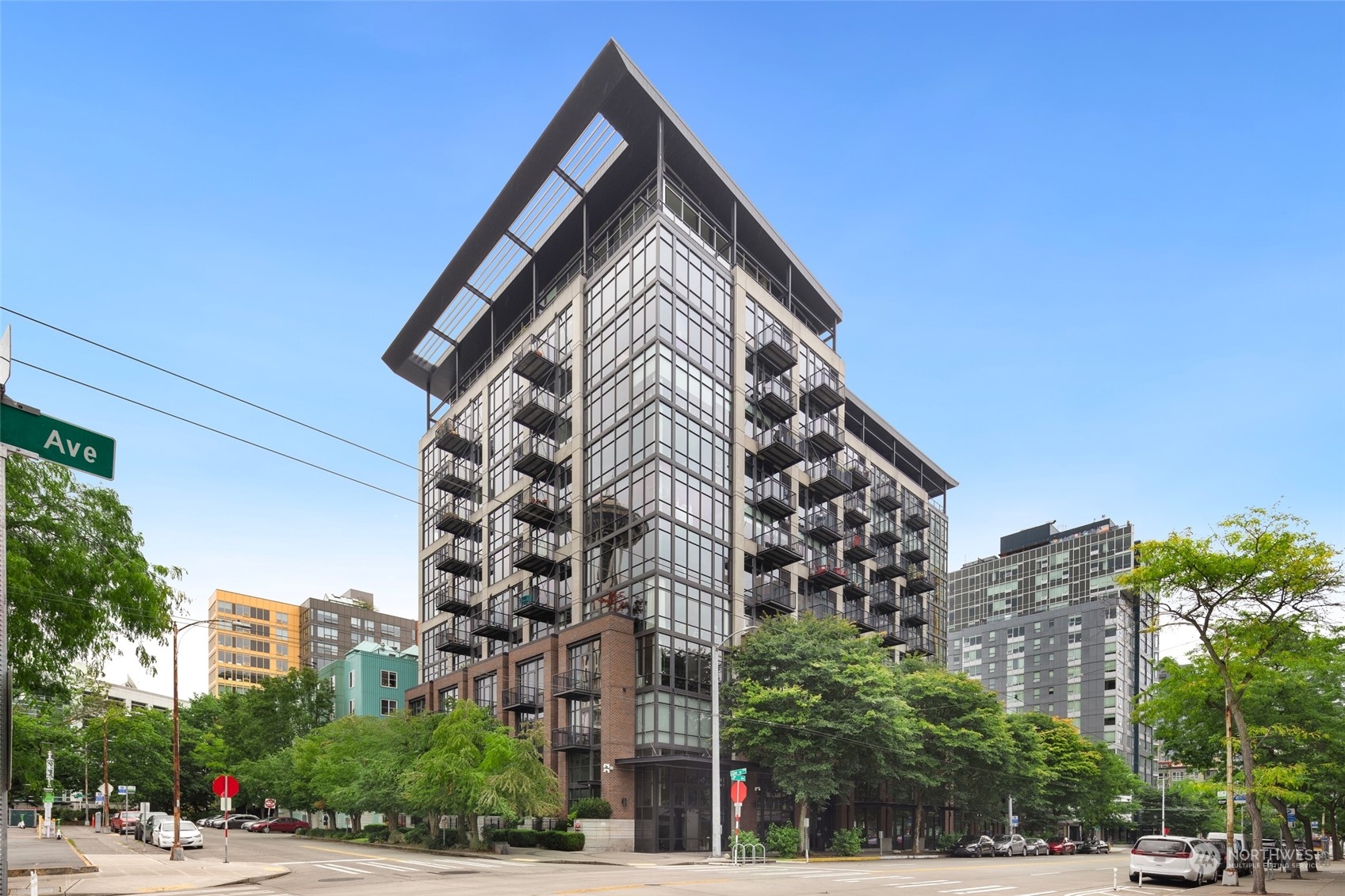 2720 3rd Avenue Unit: 515