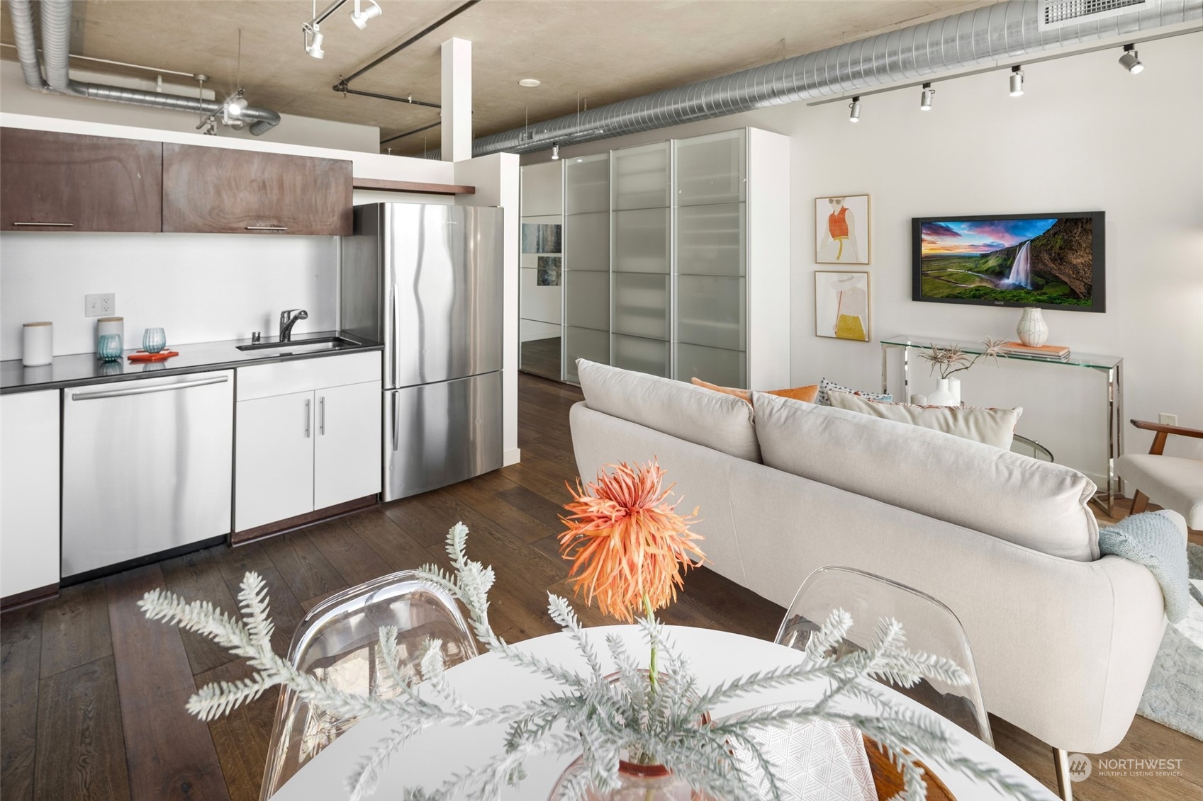 2720 3rd Avenue Unit: 515