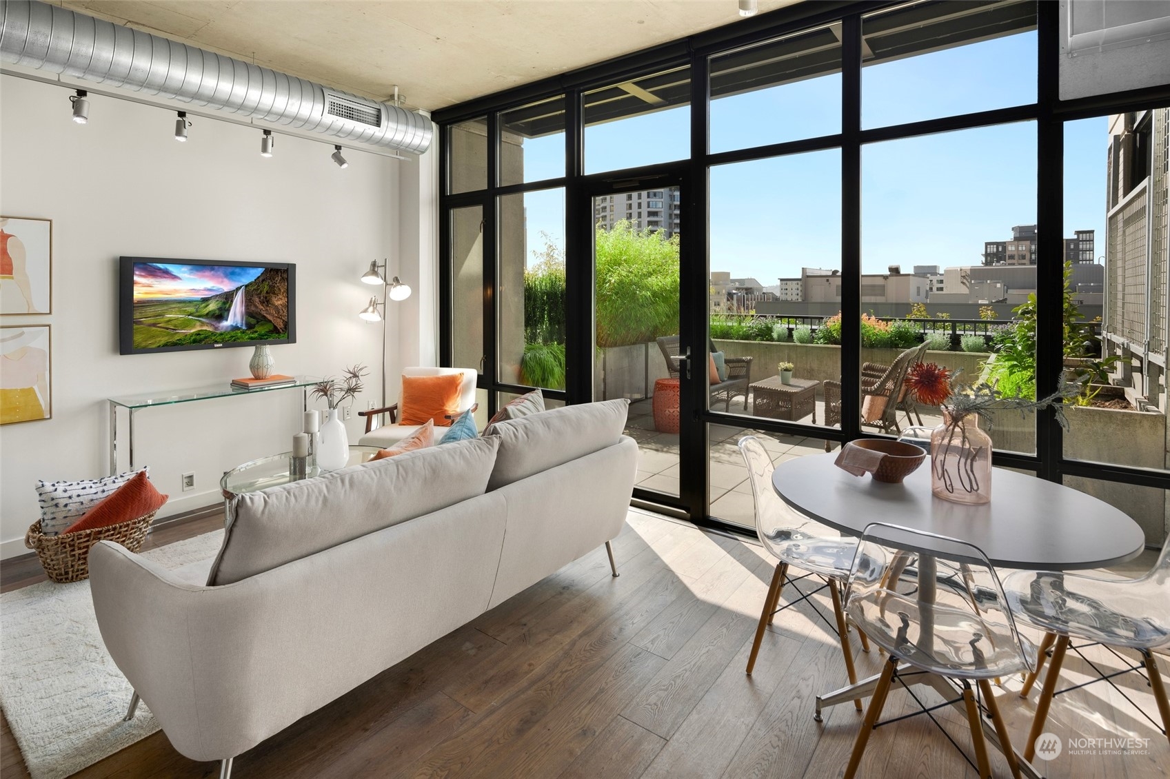 2720 3rd Avenue Unit: 515