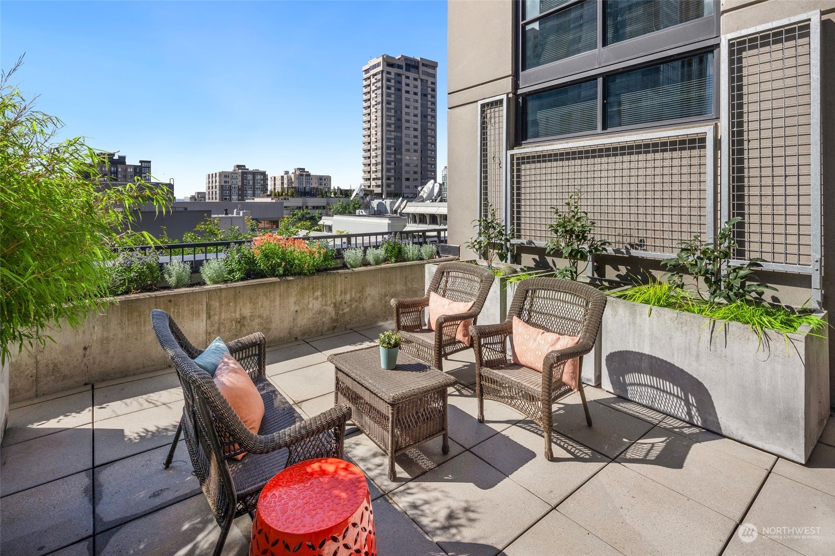 2720 3rd Avenue Unit: 515