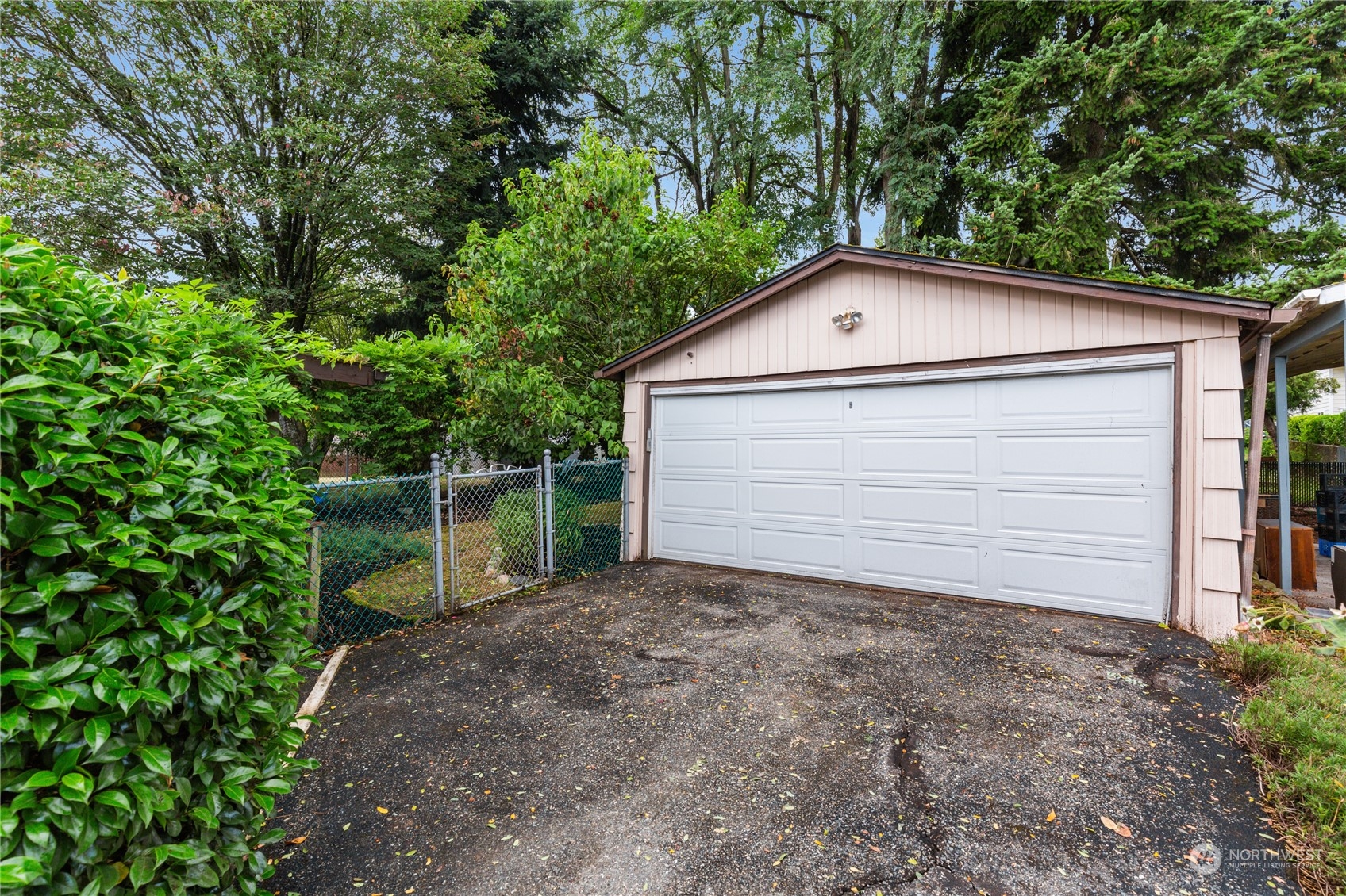 12851 Occidental Avenue S