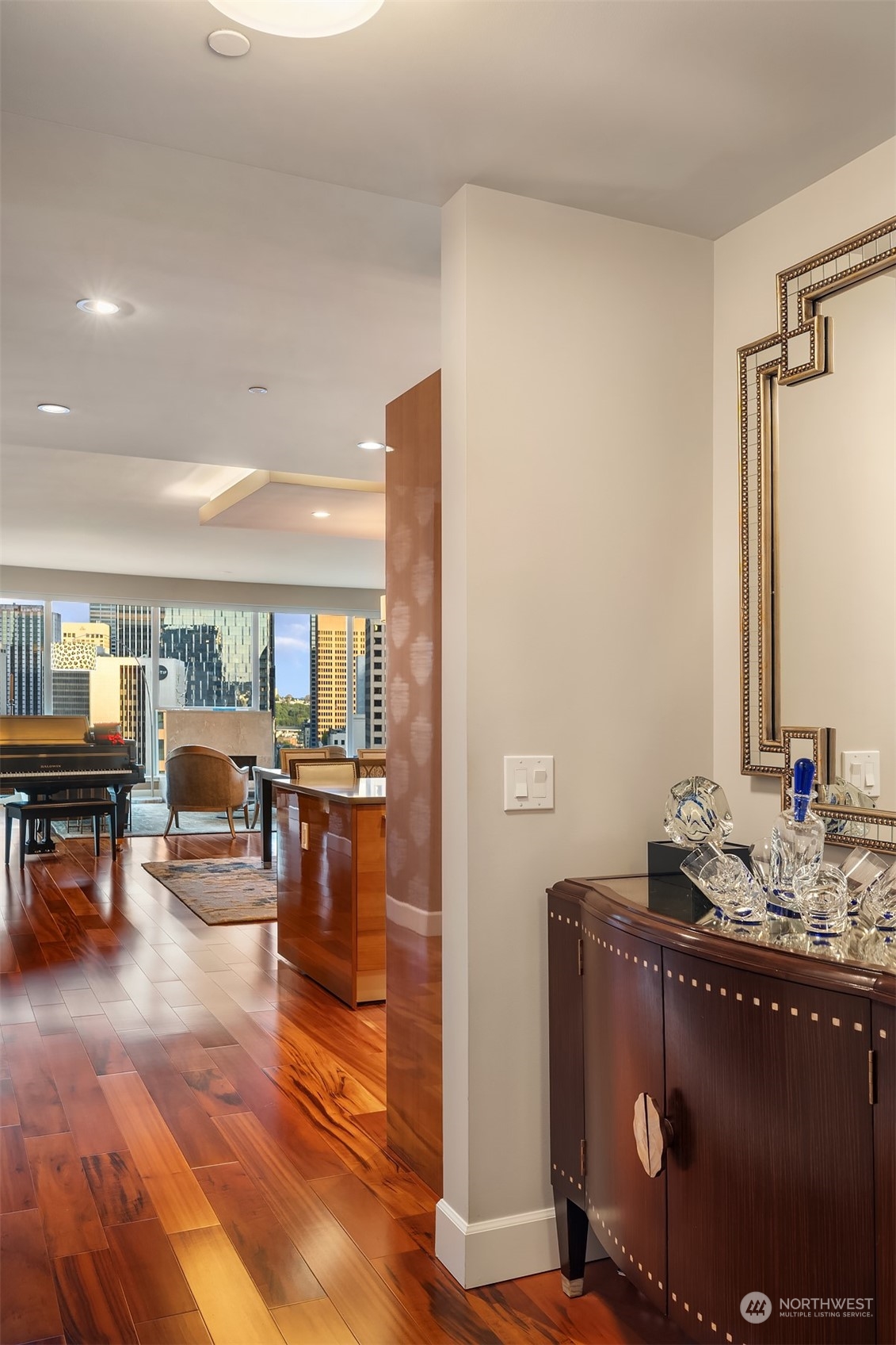 1920 4th Avenue Unit: 2105