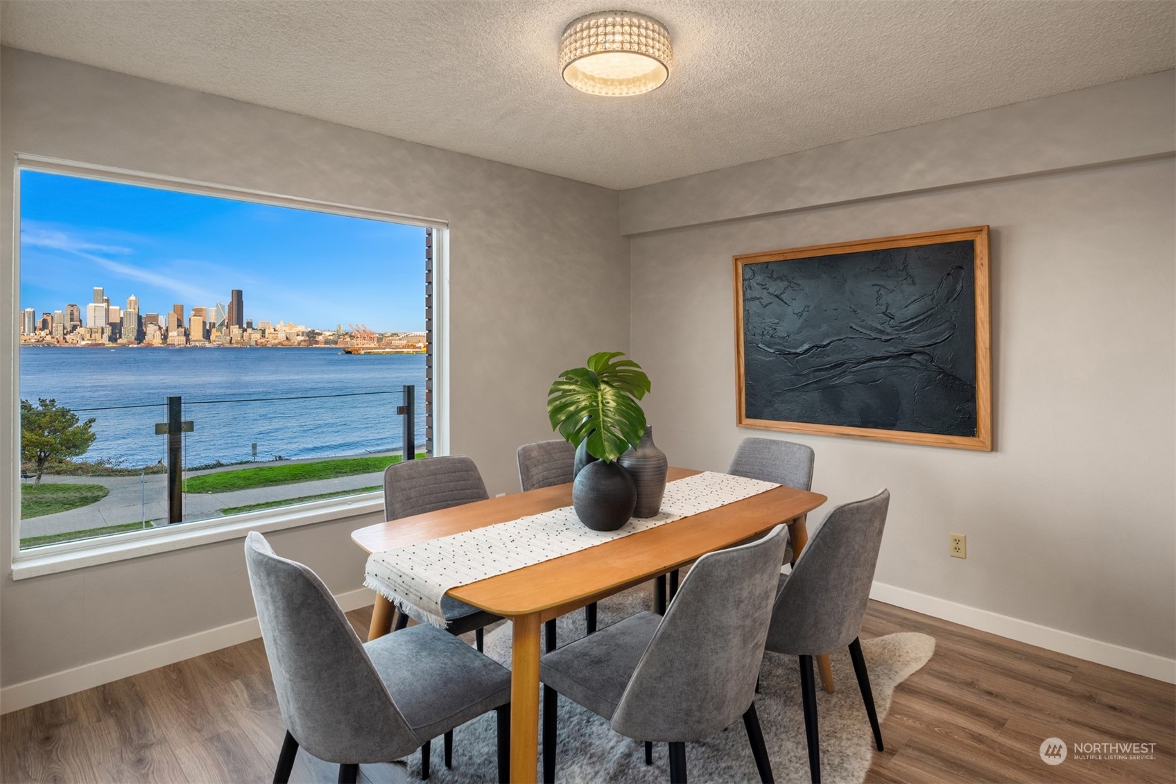 1737 Harbor Avenue SW Unit: S205