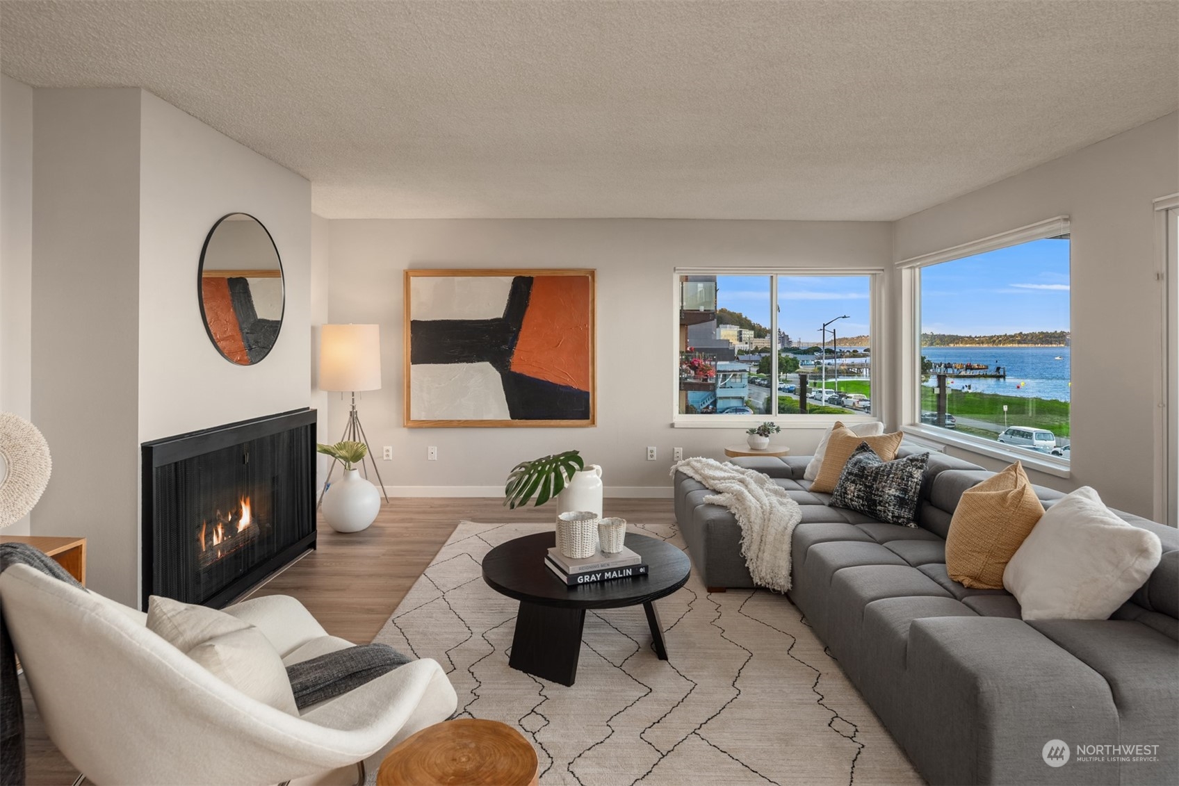 1737 Harbor Avenue SW Unit: S205
