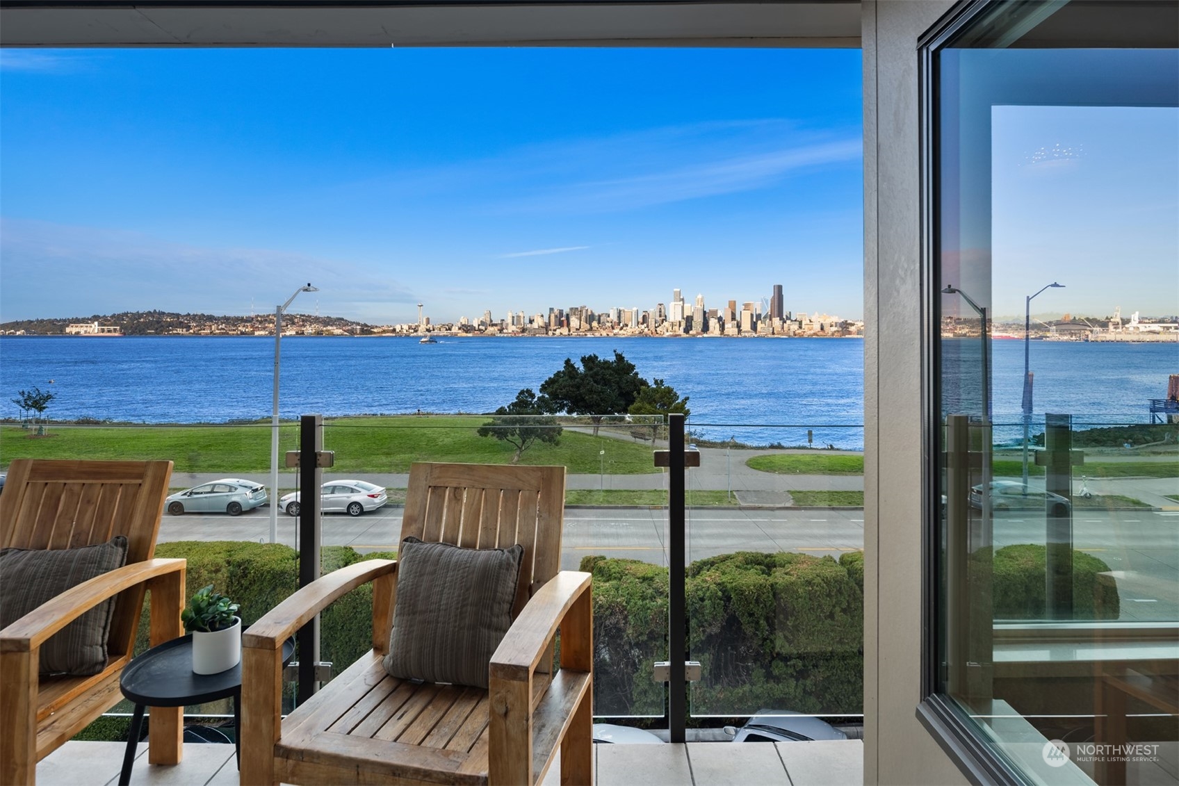 1737 Harbor Avenue SW Unit: S205
