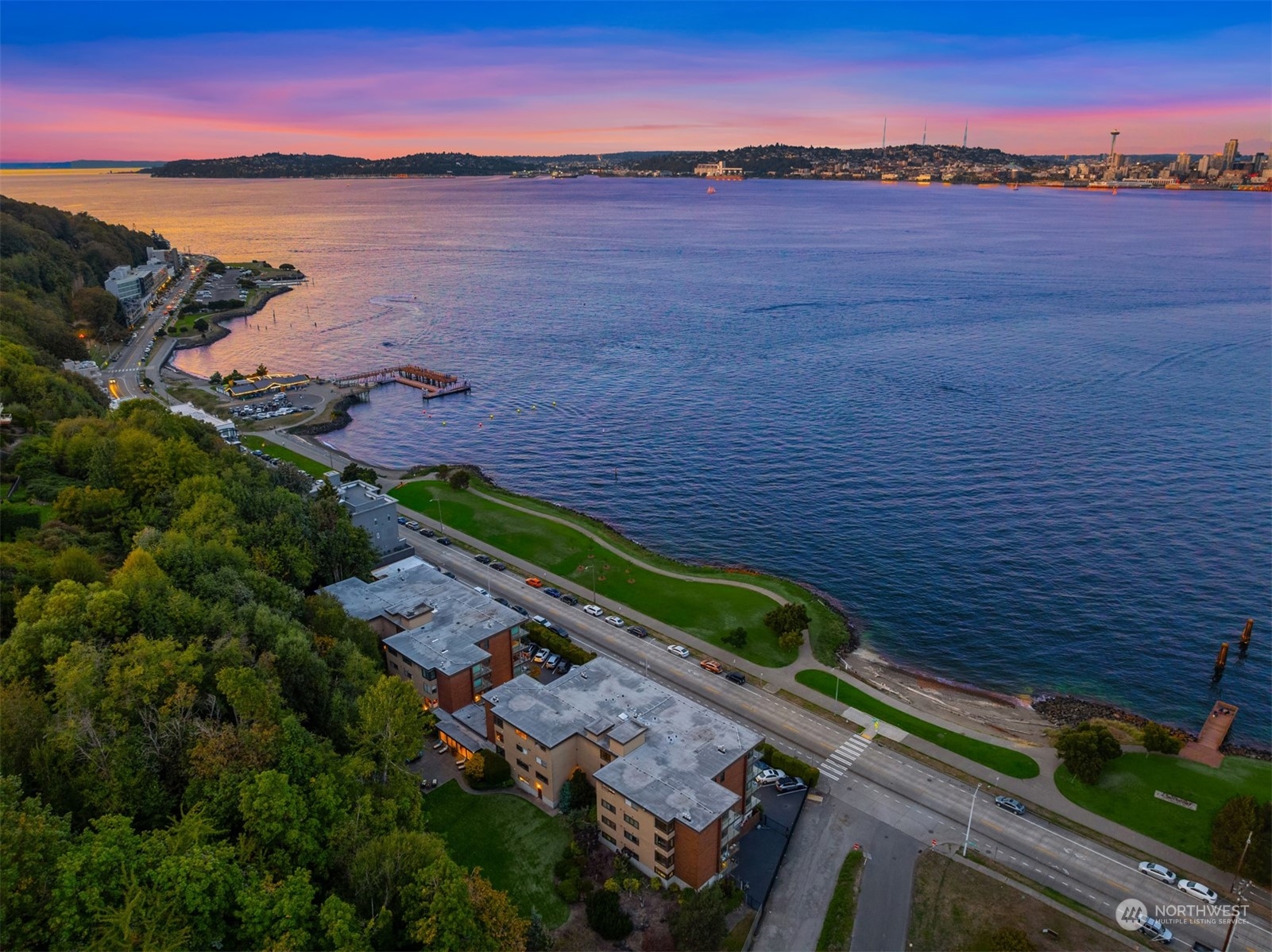 1737 Harbor Avenue SW Unit: S205