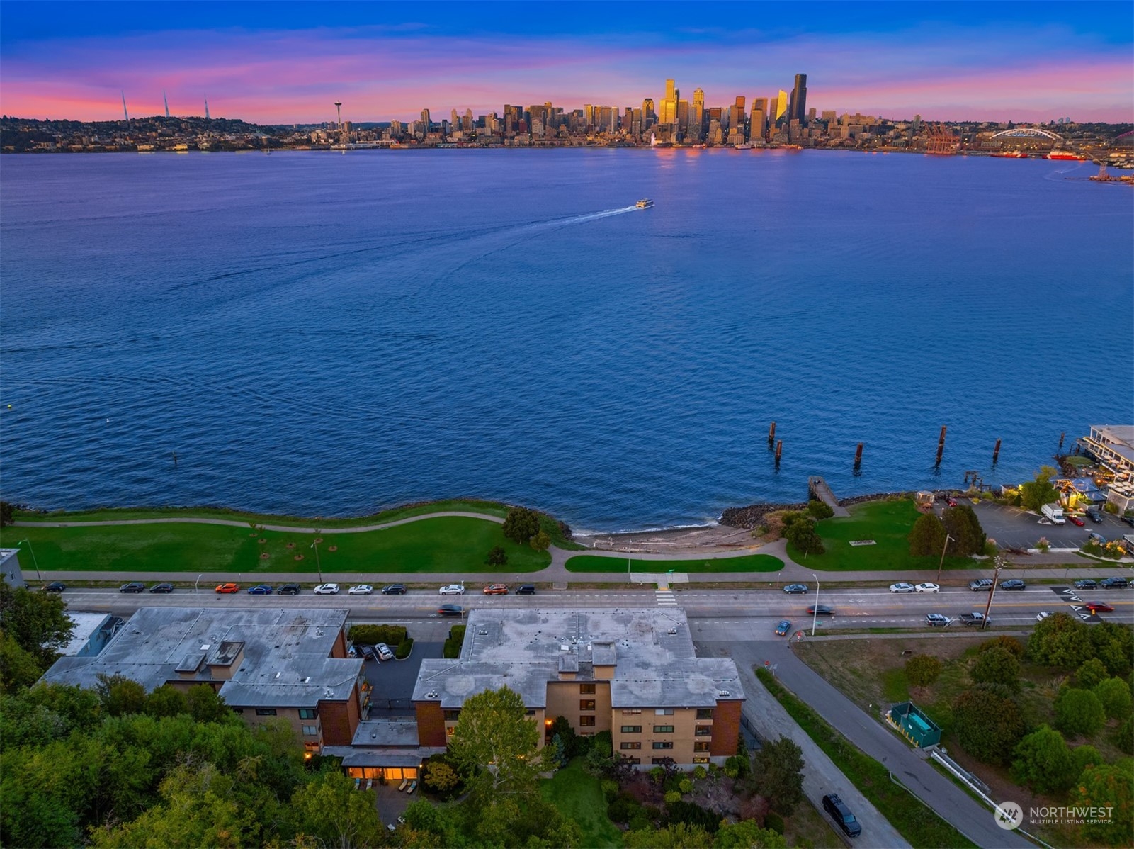 1737 Harbor Avenue SW Unit: S205