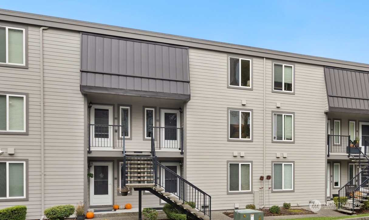 4100 Lake Washington Boulevard N Unit: A202