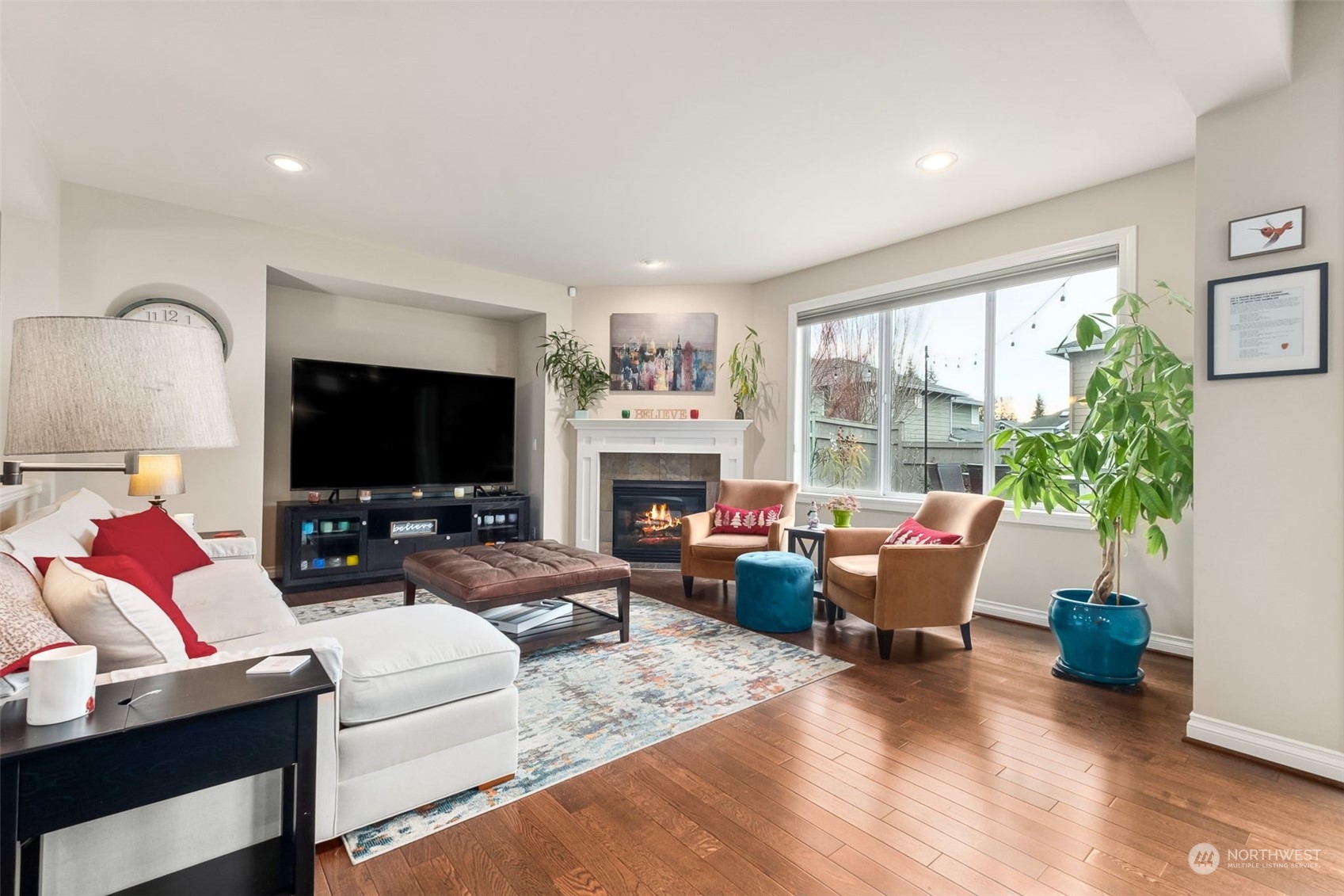 4711 NE 1st Court