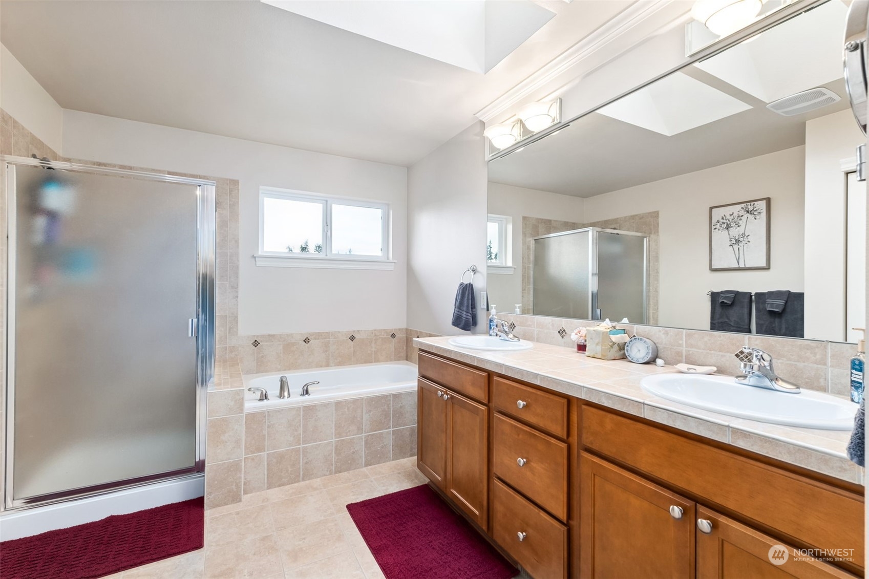 4711 NE 1st Court