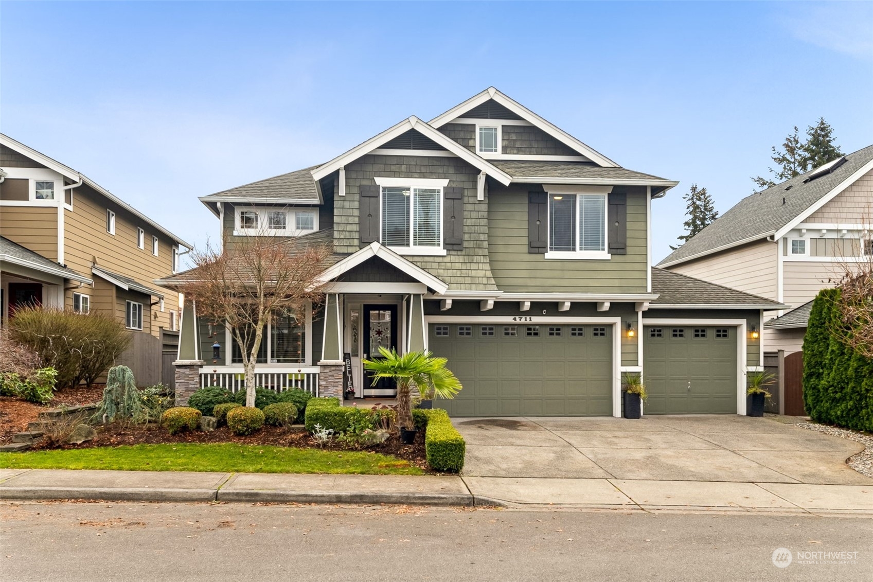 4711 NE 1st Court