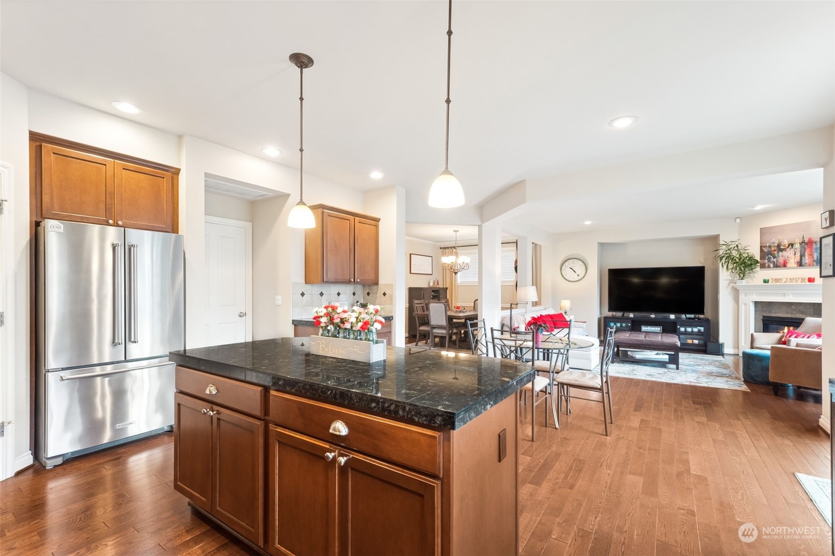 4711 NE 1st Court