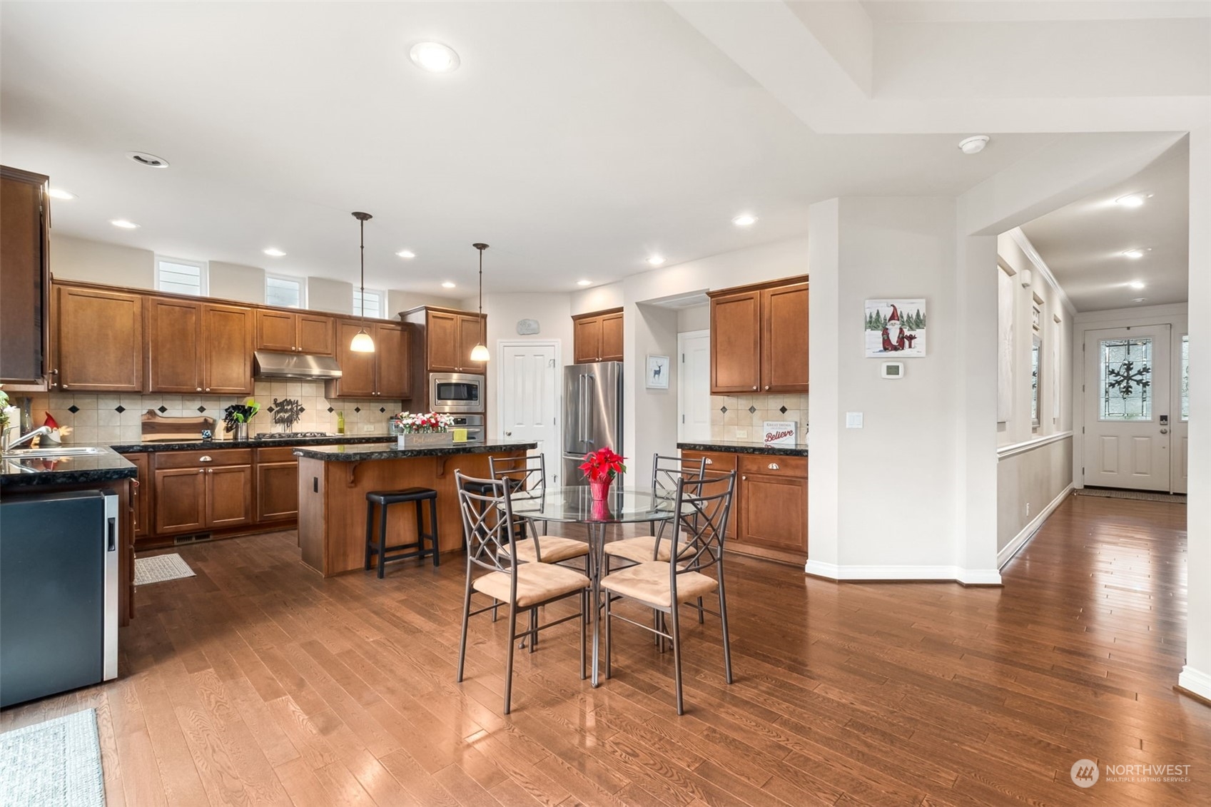 4711 NE 1st Court