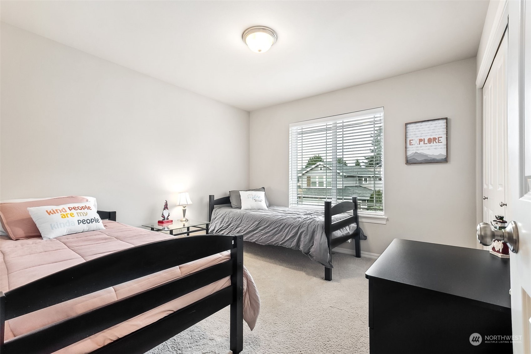 4711 NE 1st Court