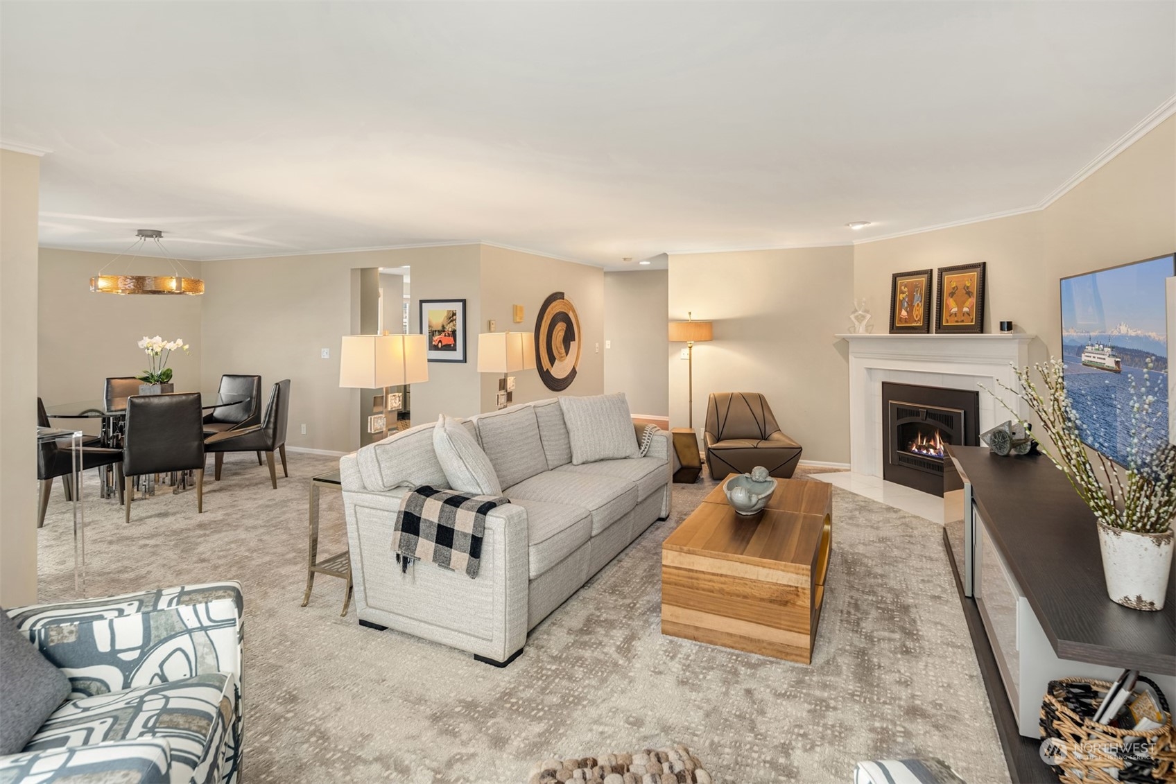 135 2nd Avenue N Unit: 102