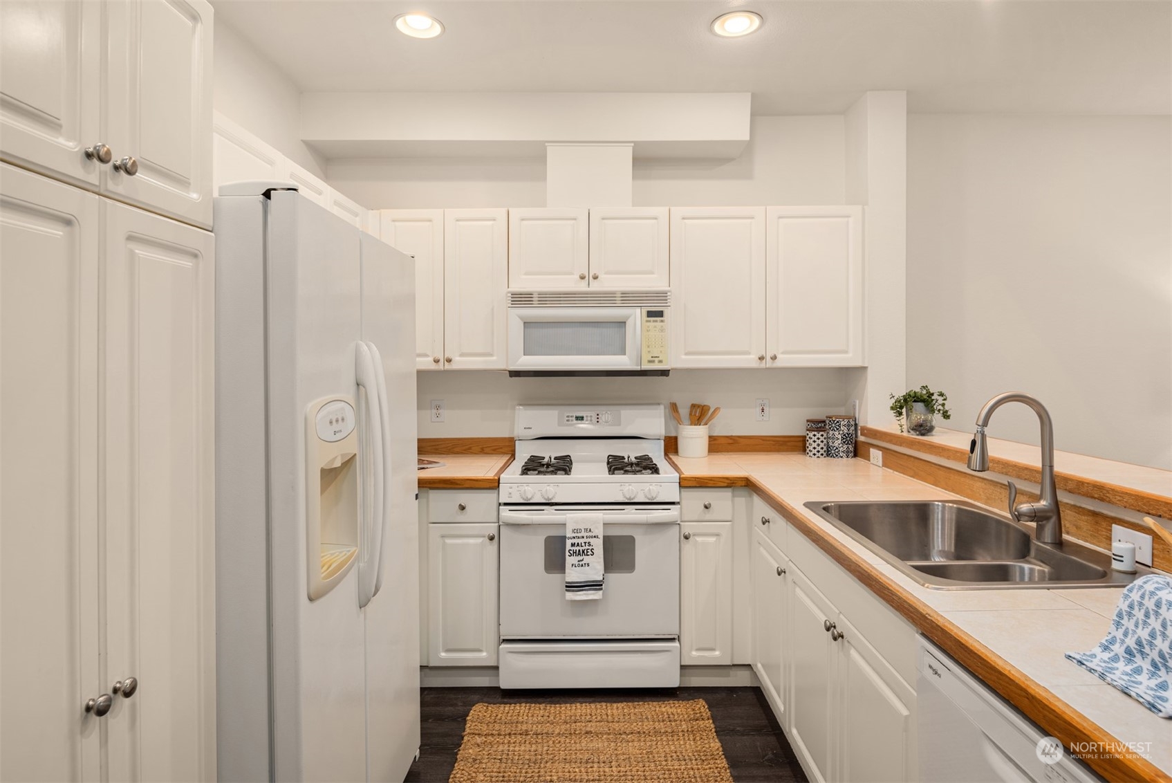 12530 Admiralty Way Unit: K203