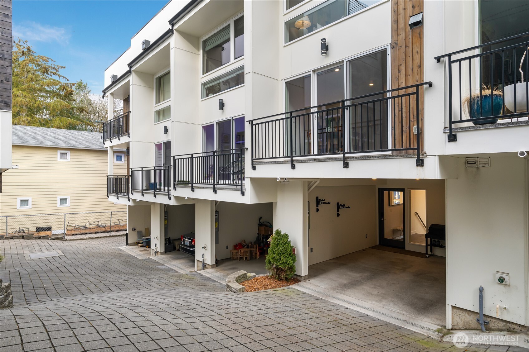 3935 S Brandon Street Unit: Unit D