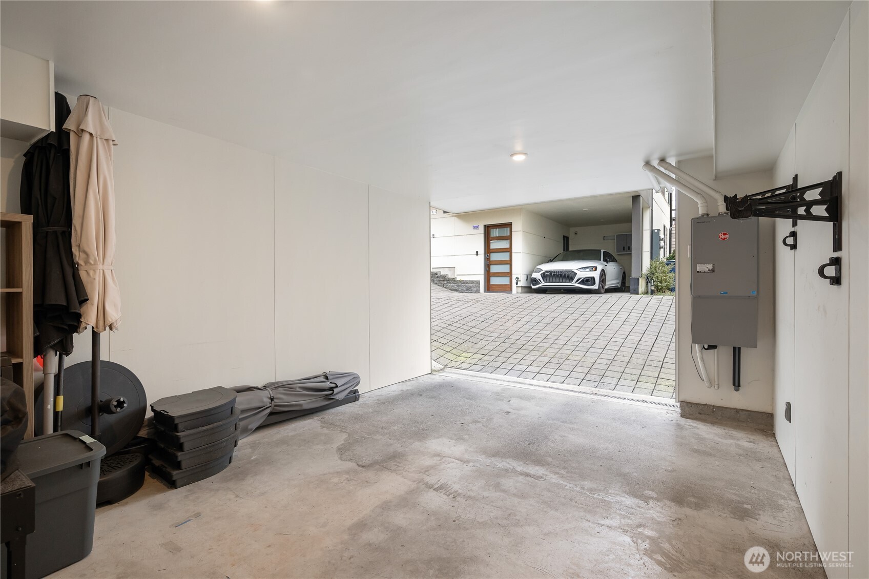 3935 S Brandon Street Unit: Unit D