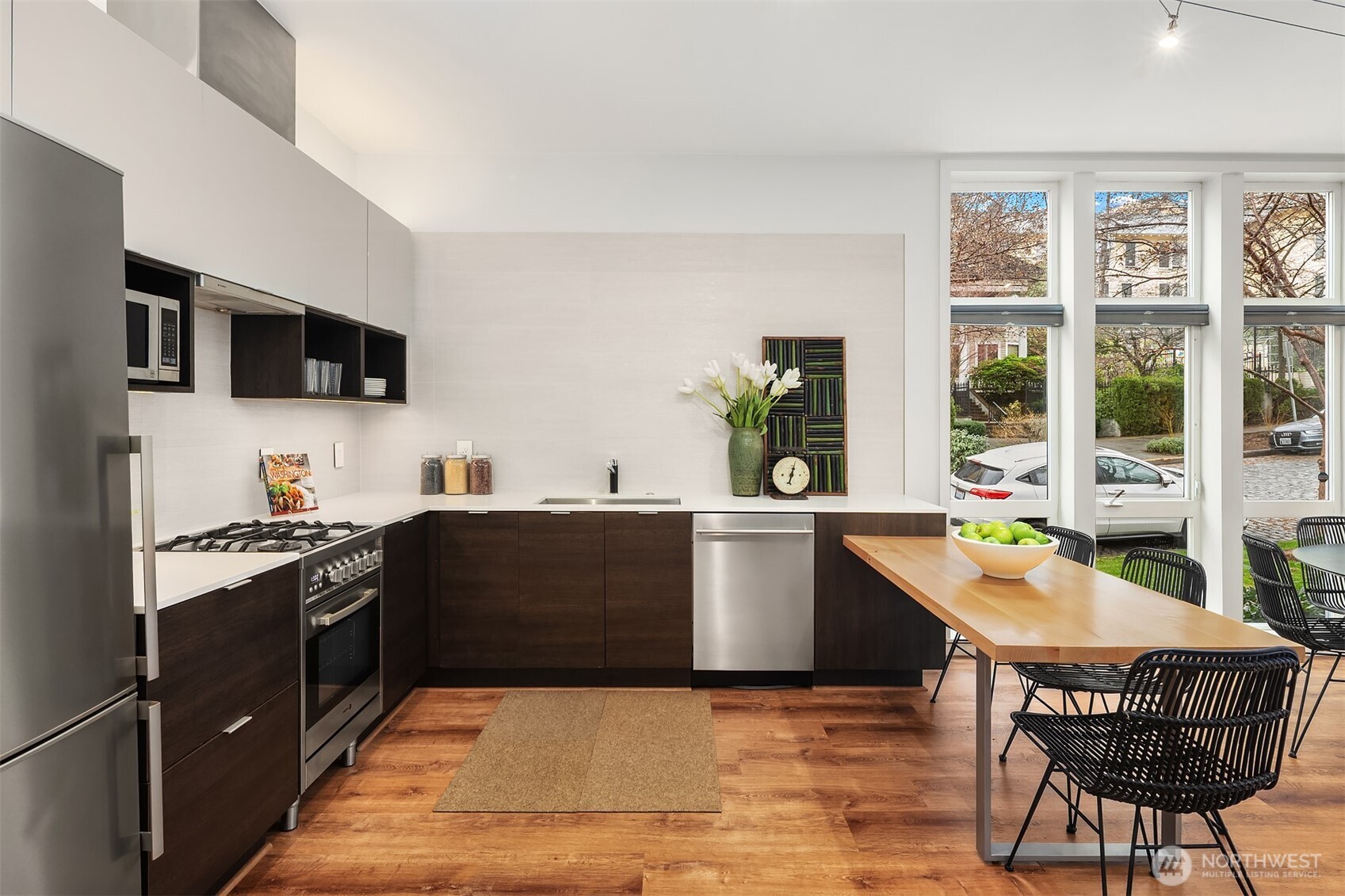 303 E Pike Street Unit: 309