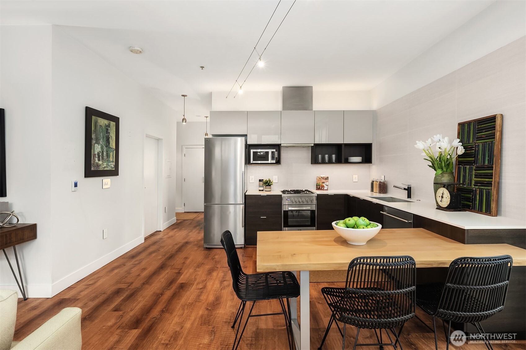 303 E Pike Street Unit: 309