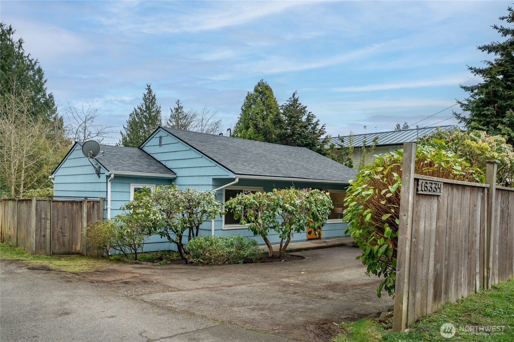 16334 25th Avenue NE