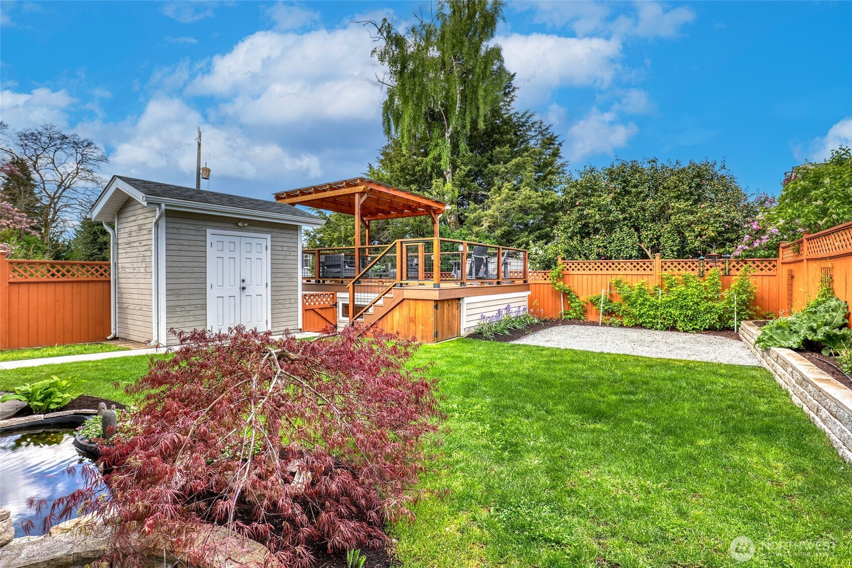 5701 27th Avenue NE