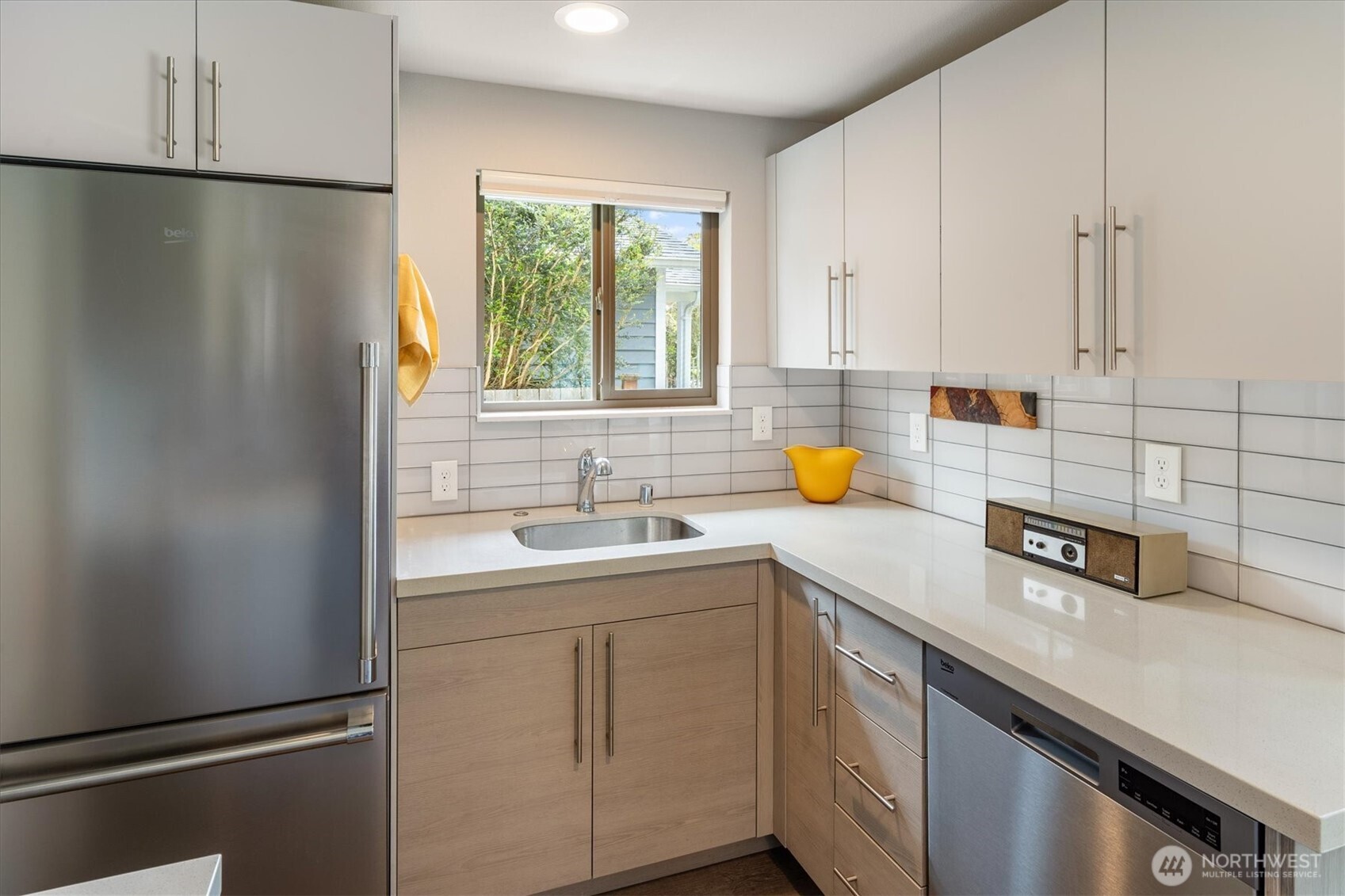8412 17th Avenue SW Unit: 1