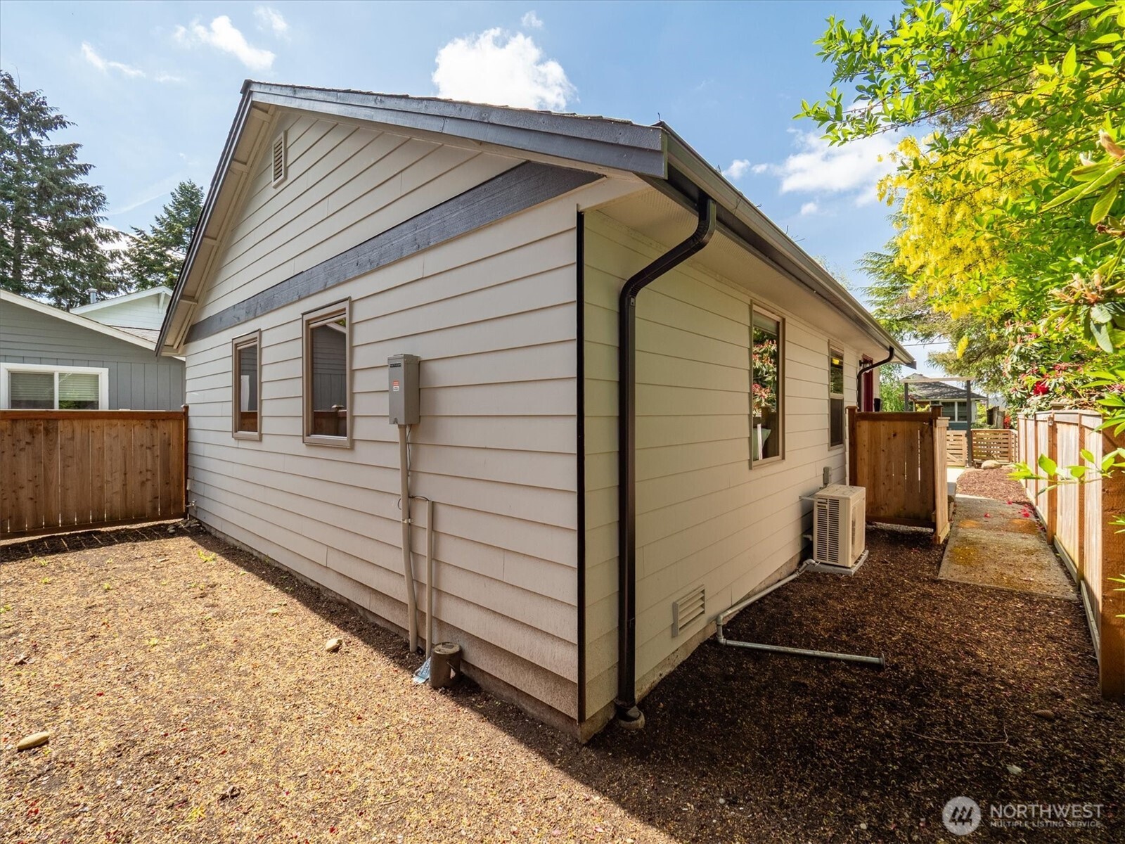 8412 17th Avenue SW Unit: 1